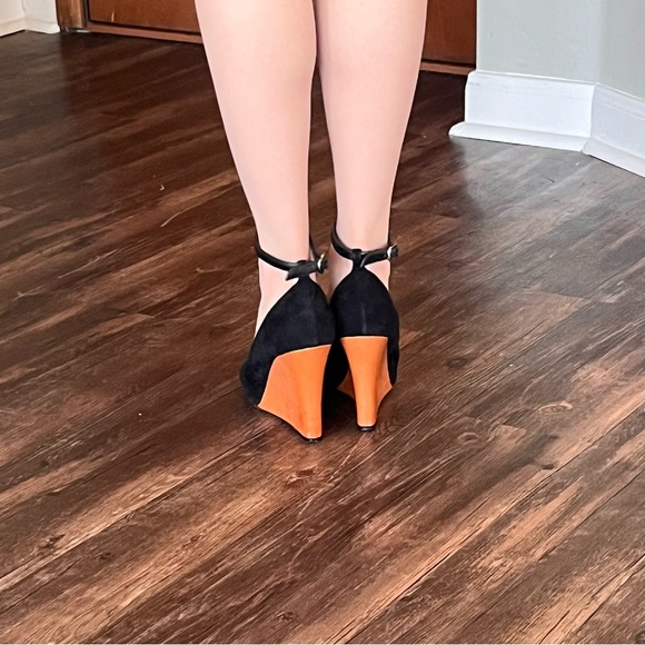 Celine black suede and brown leather wedges - Picture 6 of 17